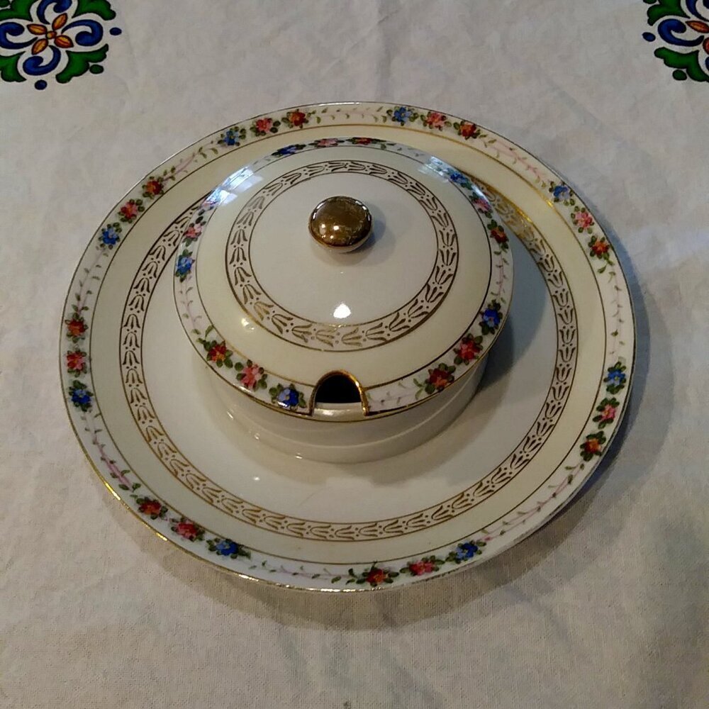 RARE Vintage 1940s-50s Round Jelly/Condiment/Gravy Server w/attached underplate